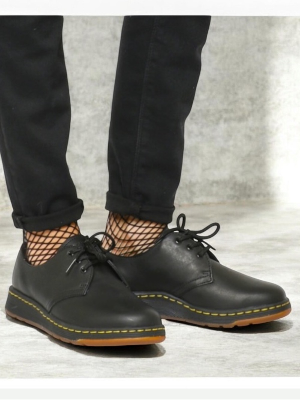 Dr. Martens Cavendish Black Lace Shoes Size 6